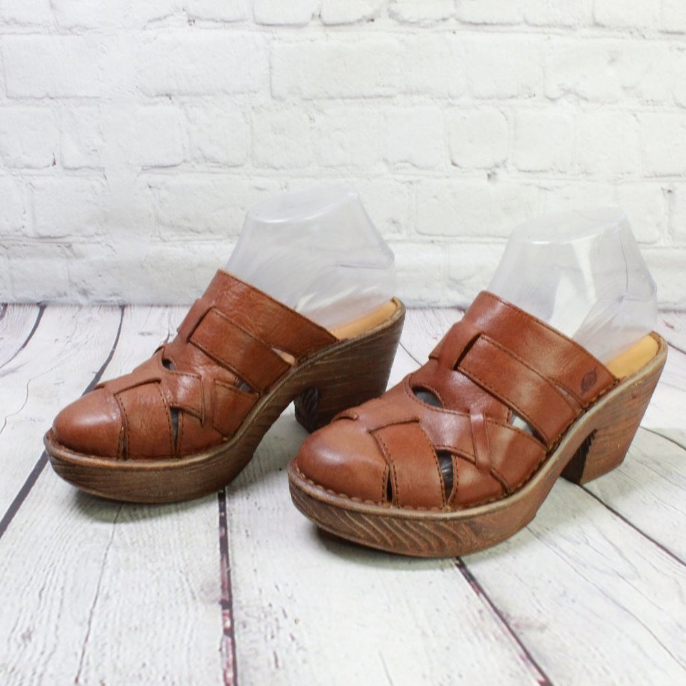 Born Brown Leather Slip On Woven Clogs Casual Heeled Mules Size 7 Medium - Picture 2 of 9